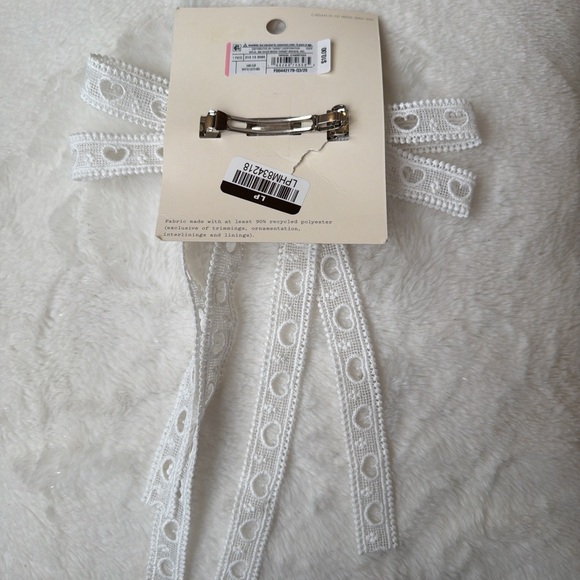 A New Day Ivory Lace Bow Hair Accessory - Picture 2 of 2